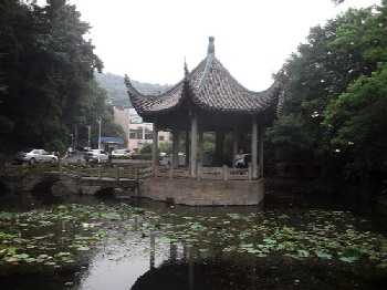 Yuelu College and Library
Changsha